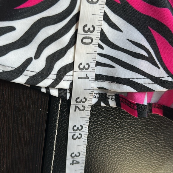 Jude Connally Celine Dress Black Pink Zebra Print Off Shoulder Bell Sleeve M NEW - Picture 9 of 9